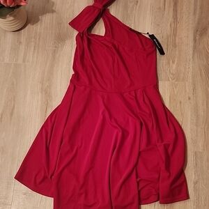 Elegant Red One-Shoulder Dress